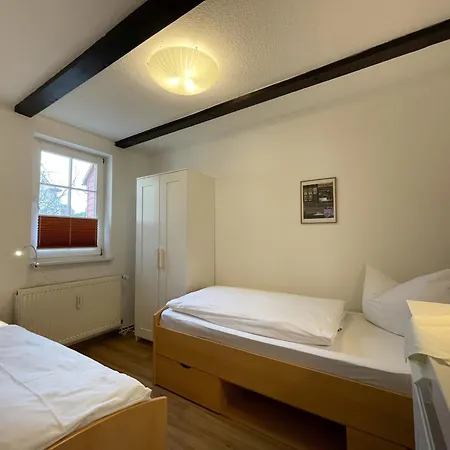 No12 Mit Zwei Schlafzimmern Und Wohnkueche Daire