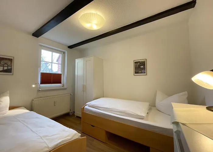 No12 Mit Zwei Schlafzimmern Und Wohnkueche Apartman